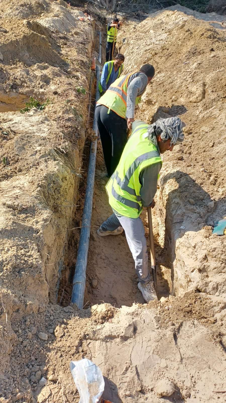 Mainline pipe-laying works